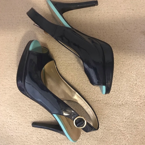 blue heels - Picture 2 of 2